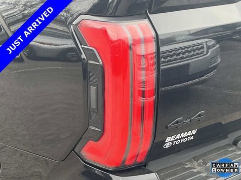 Used 2024 Toyota Tundra Limited image 7