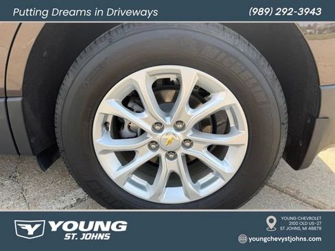 Used 2020 Chevrolet Equinox LT w/ Driver Convenience Package FWD image 10