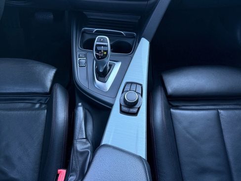 Used 2017 BMW 330i xDrive Sedan image 15