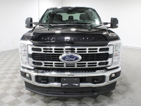 Used 2025 Ford F250 XLT AWD/4WD image 32