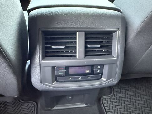 Used 2021 Volkswagen Atlas S image 39