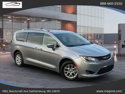 Used 2017 Chrysler Pacifica Touring-L