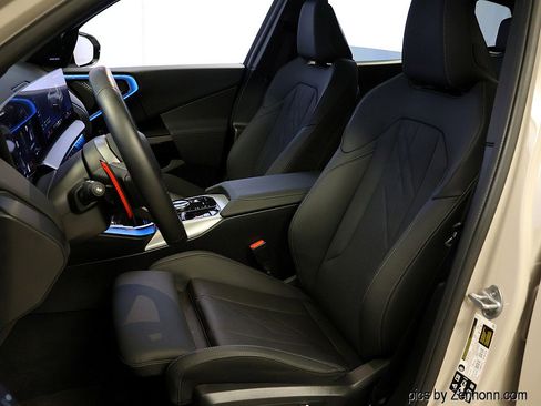 Certified 2025 BMW X3 M50 w/ Premium Package image 10