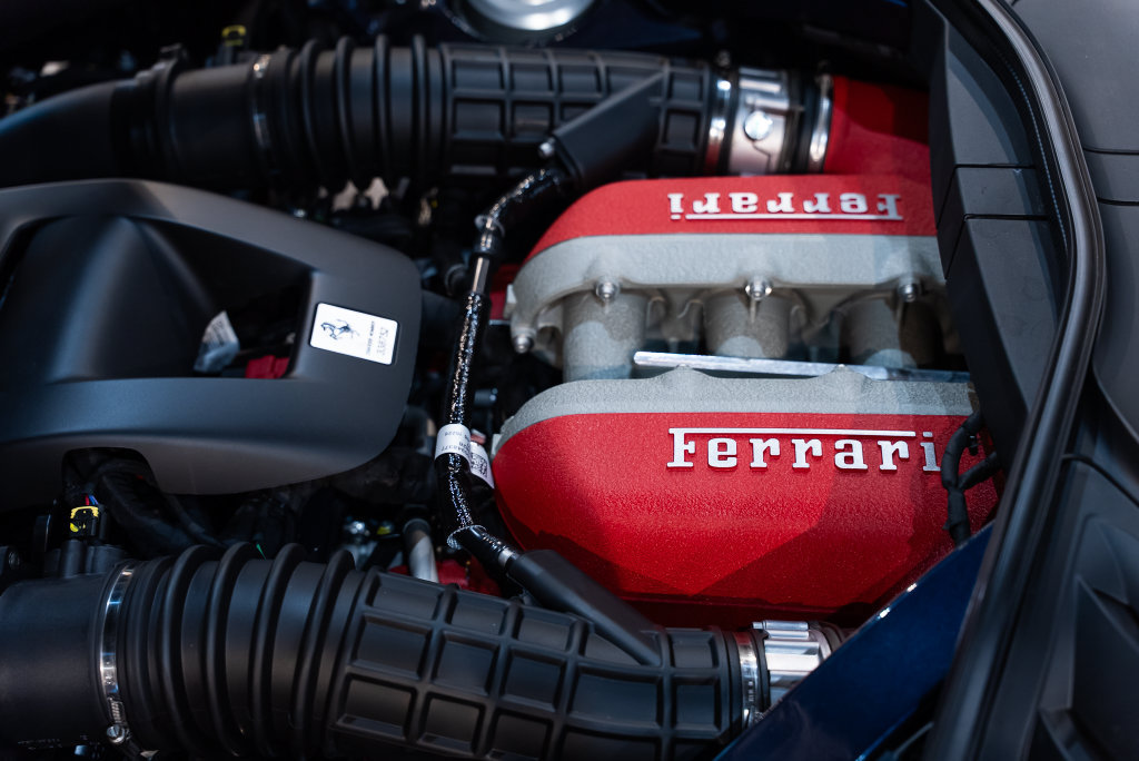 Used 2026 Ferrari Purosangue AWD/4WD image 18