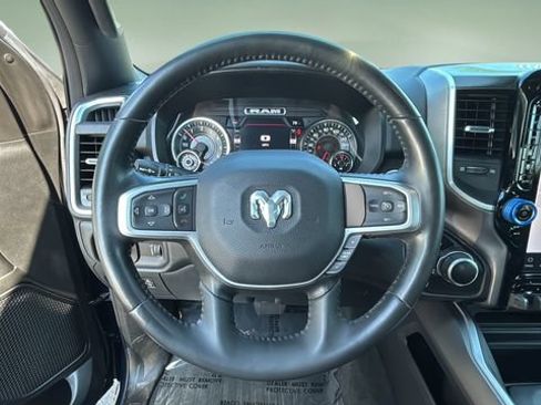 Used 2023 RAM 1500 Big Horn AWD/4WD image 12
