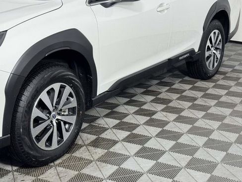 Used 2025 Subaru Outback Premium image 13