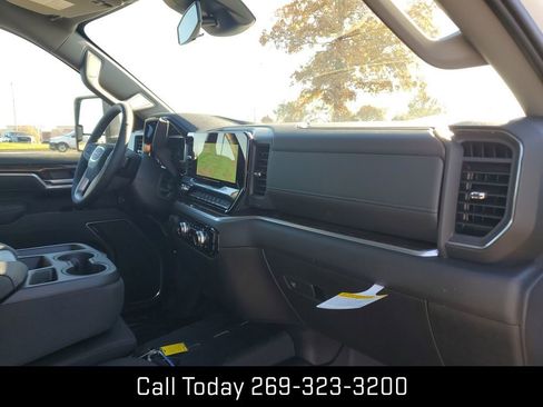 New 2026 GMC Sierra 2500 SLE w/ SLE Value Package; image 30