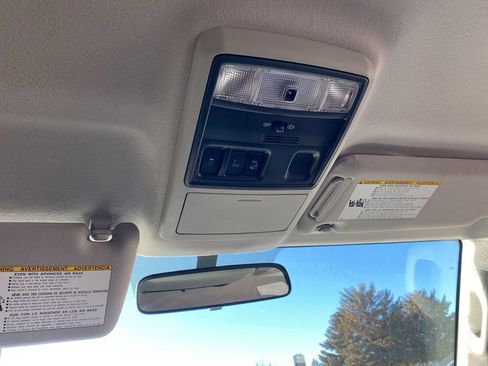 Used 2016 Toyota 4Runner image 11