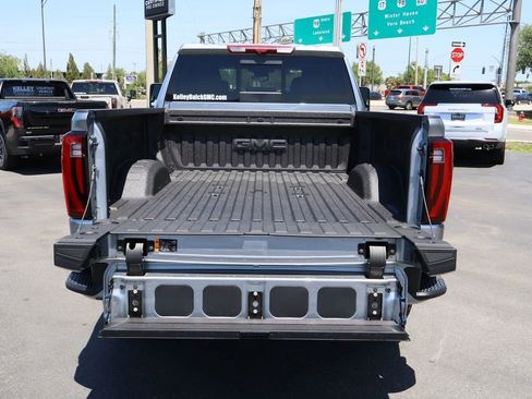 New 2026 GMC Sierra 2500 Denali w/ Denali Reserve Package AWD/4WD image 7