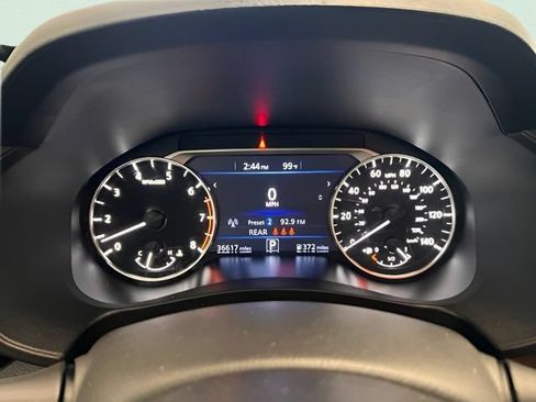 Used 2025 Nissan Altima 2.5 SV FWD image 17