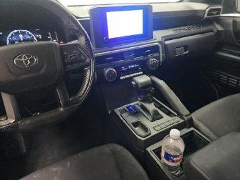 Used 2024 Toyota Tacoma SR RWD image 13