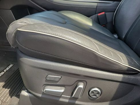 Used 2024 Hyundai Palisade Limited FWD image 12