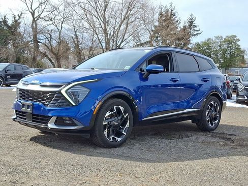 Certified 2023 Kia Sportage SX image 3