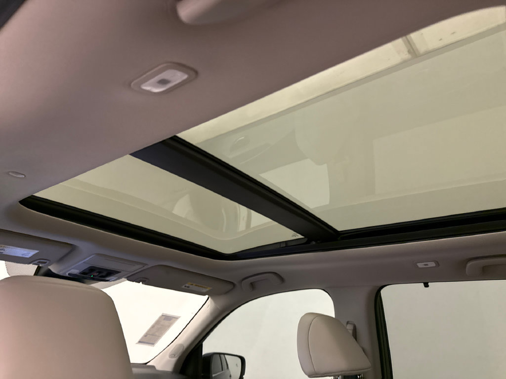 New 2026 Honda Pilot Touring image 12