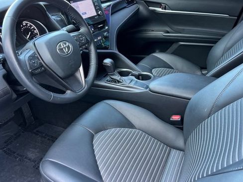 Used 2023 Toyota Camry SE FWD image 10