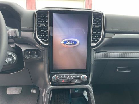 New 2024 Ford Ranger Lariat w/ FX4 Off-Road Package image 16