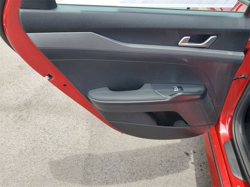 New 2025 Kia K5 LXS image 22