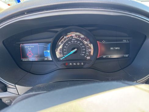 Used 2018 Ford Fusion SE w/ Equipment Group 201A image 11