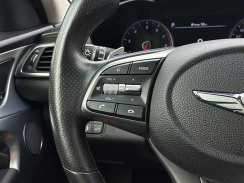 Used 2020 Genesis G70 2.0T w/ Prestige Package RWD image 26