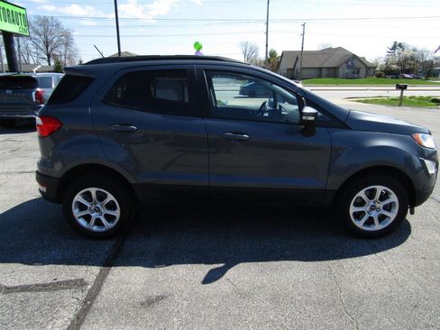 Used 2020 Ford EcoSport SE image 9