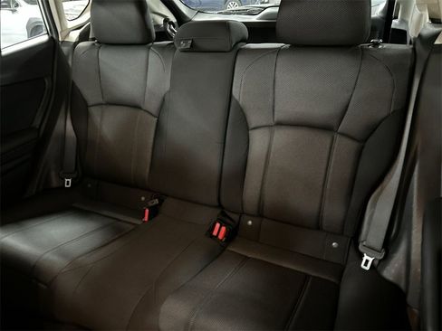 Used 2017 Subaru Impreza 2.0i Premium image 23