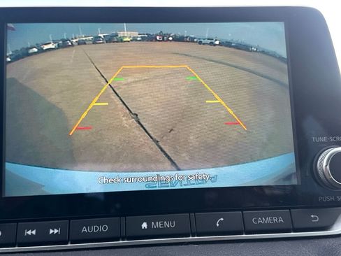 Used 2021 Nissan Sentra SR FWD image 40