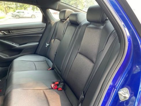 Used 2021 Honda Accord Sport image 3