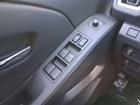 New 2026 Nissan Frontier SV AWD/4WD image 17