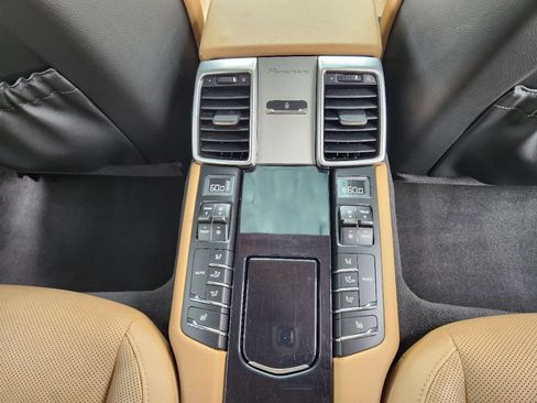Used 2016 Porsche Panamera Edition RWD image 13
