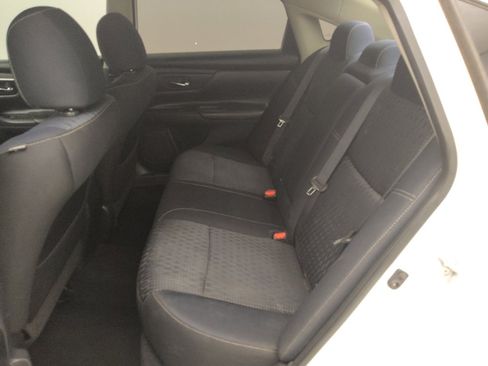 Used 2016 Nissan Altima 2.5 S w/ Power Driver Seat Package FWD image 18