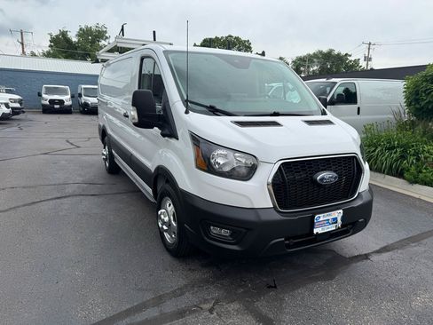 Used 2022 Ford Transit 250 Low Roof AWD image 3