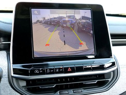 New 2026 Jeep Compass Latitude image 16