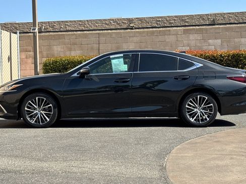 Certified 2024 Lexus ES 350 w/ Premium Package FWD image 7