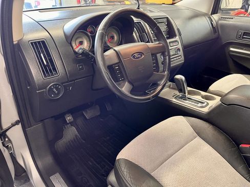 Used 2010 Ford Edge Sport image 12
