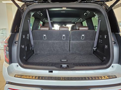 Certified 2025 Nissan Armada Platinum Reserve AWD/4WD image 33
