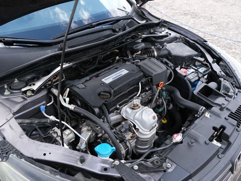 Used 2015 Honda Accord EX-L image 44