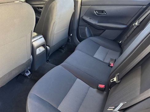 Used 2024 Nissan Sentra SV image 27