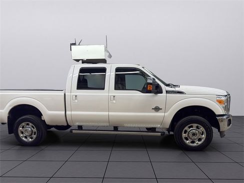 Used 2016 Ford F350 Lariat w/ Chrome Package image 7