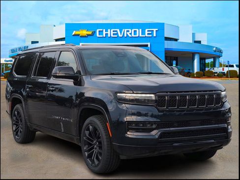 Used 2024 Jeep Grand Wagoneer L Series II w/ Quick Order Packagew 28T image 7