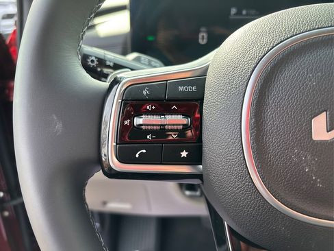 New 2026 Kia Carnival EX image 28