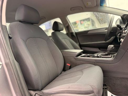 Used 2018 Hyundai Sonata SE FWD image 14