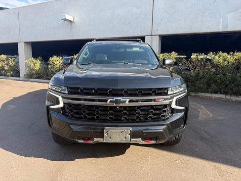 Used 2021 Chevrolet Tahoe Z71 w/ Z71 Off-Road Package AWD/4WD image 4