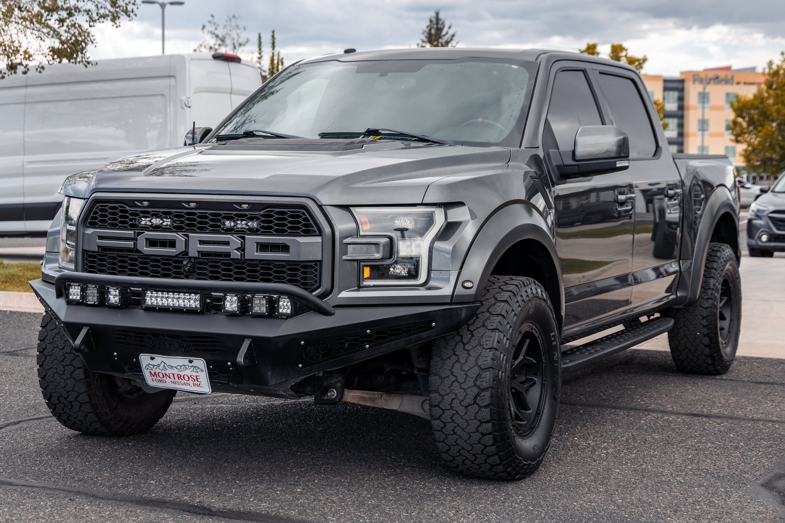 Used 2018 Ford F150 Raptor w/ Equipment Group 802A Luxury AWD/4WD image 1