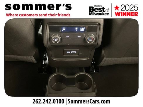 Used 2023 GMC Acadia SLE w/ Elevation Edition image 22