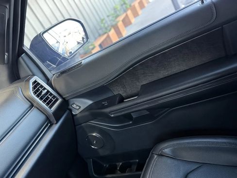 Used 2021 Ford Expedition Max Limited image 47
