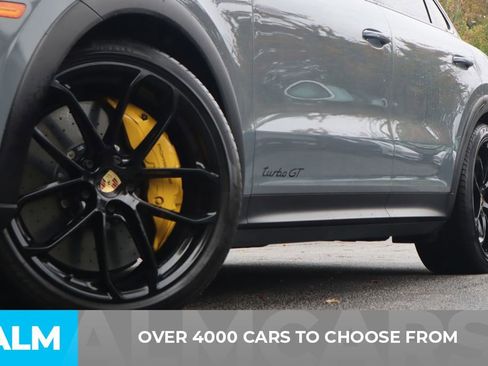 Used 2022 Porsche Cayenne Turbo GT image 3