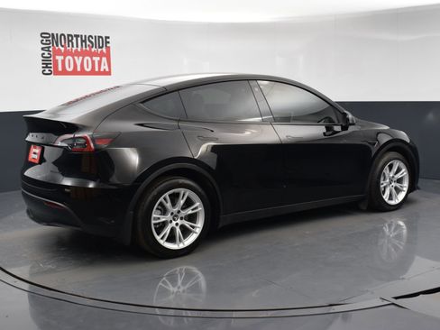 Used 2023 Tesla Model Y Long Range image 4