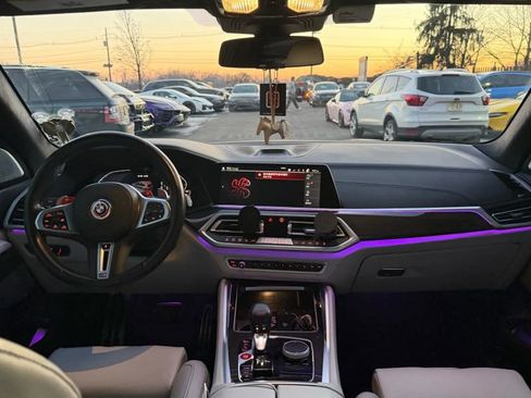 Used 2021 BMW X5 M w/ Competition Package image 22