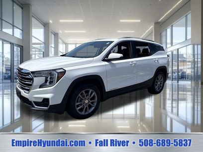 Used 2024 GMC Terrain SLT