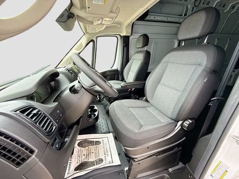 New 2025 RAM ProMaster 3500 w/ Convenience Group FWD image 19
